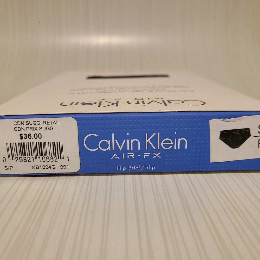 Calvin Klein Black Air FX Hip Brief Breathable Microfibre Stretch Brief in Box - Picture 3 of 3